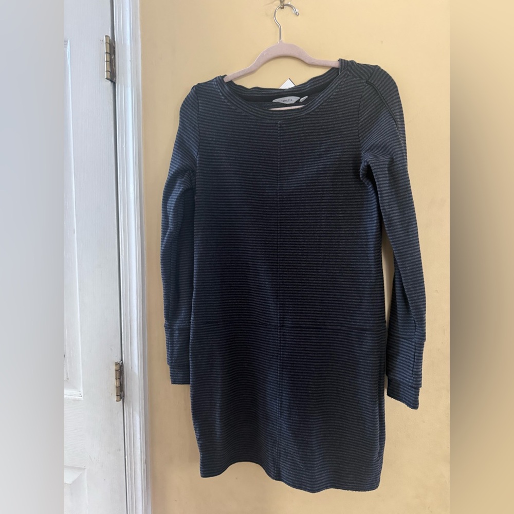 Athleta Charcoal Striped Long Sleeve Dress, small
